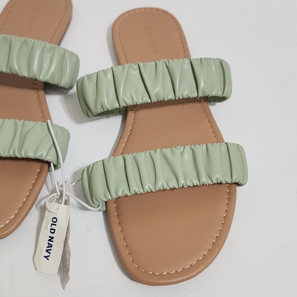 OLD NAVY Faux Leather Ruched Flat Sandals Double Strap 10 Pale Glass Green NWT - Picture 4 of 15